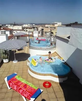 公寓 Apartamentos Selvapark 滨海略雷特