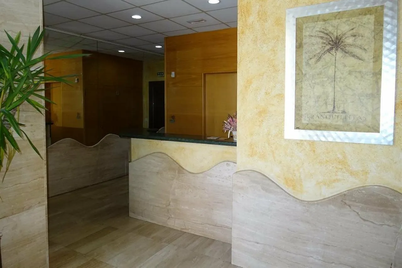 Apartamentos Selvapark 滨海略雷特 公寓